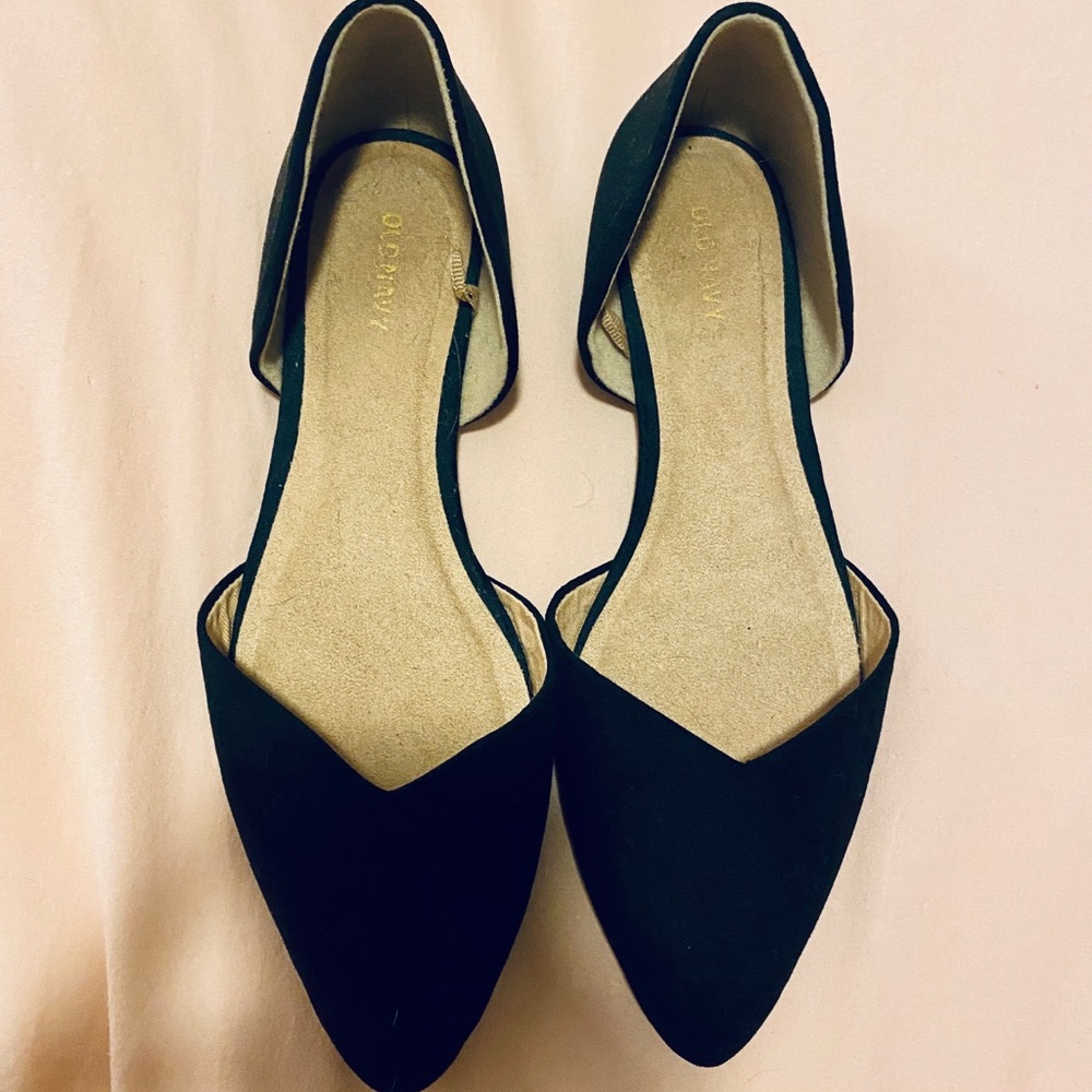 Black sandals